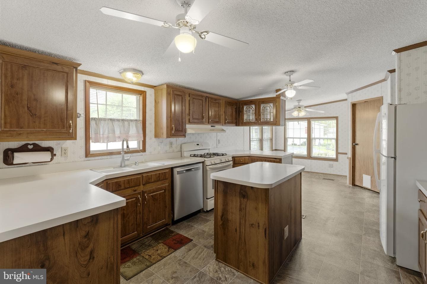 21 Jake Drive photo 9