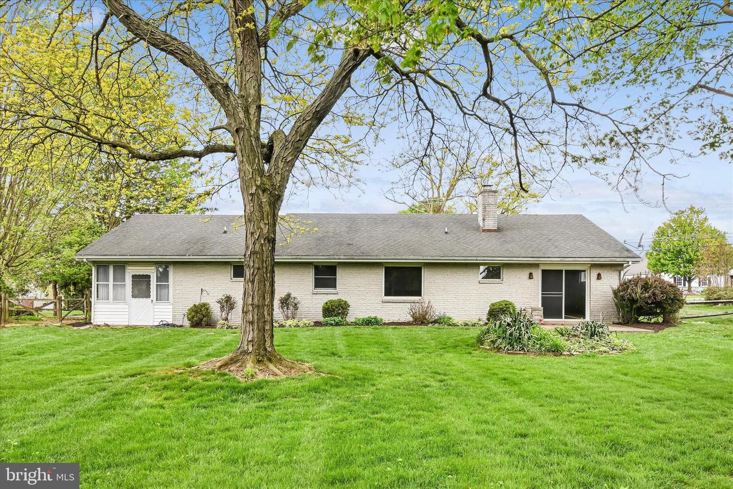 311 N Penryn Road photo 32