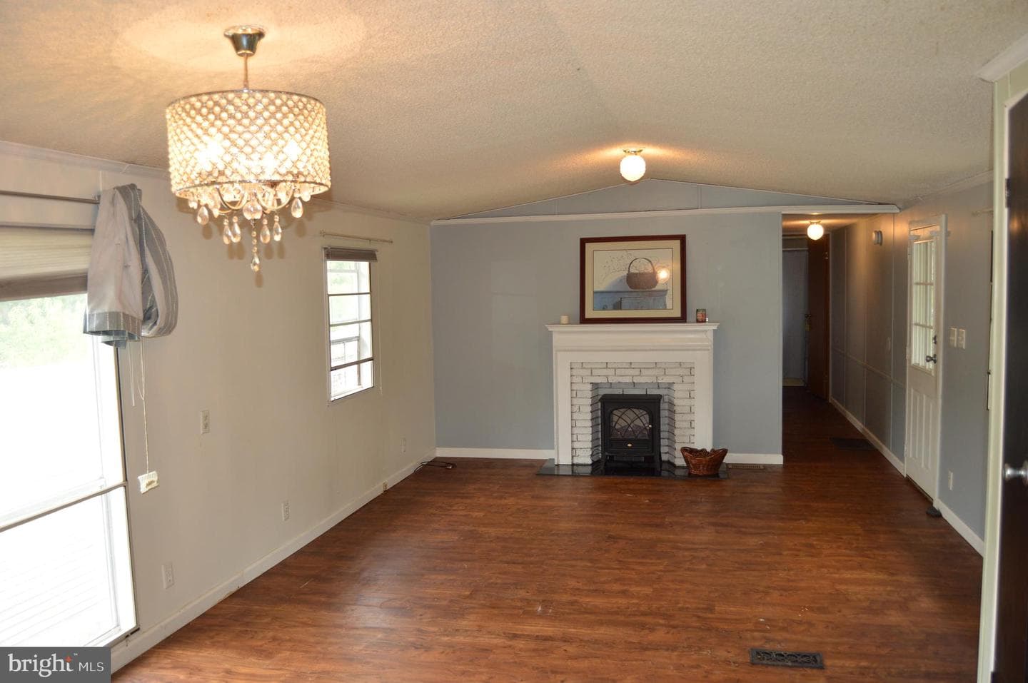 54 Penn Drive photo 4