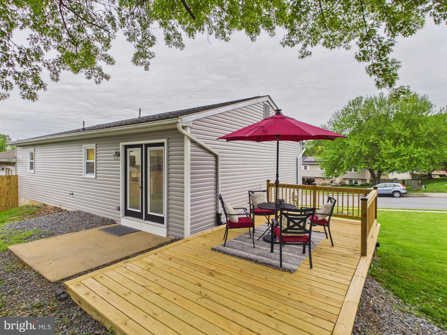 214 Brewster Drive photo 6
