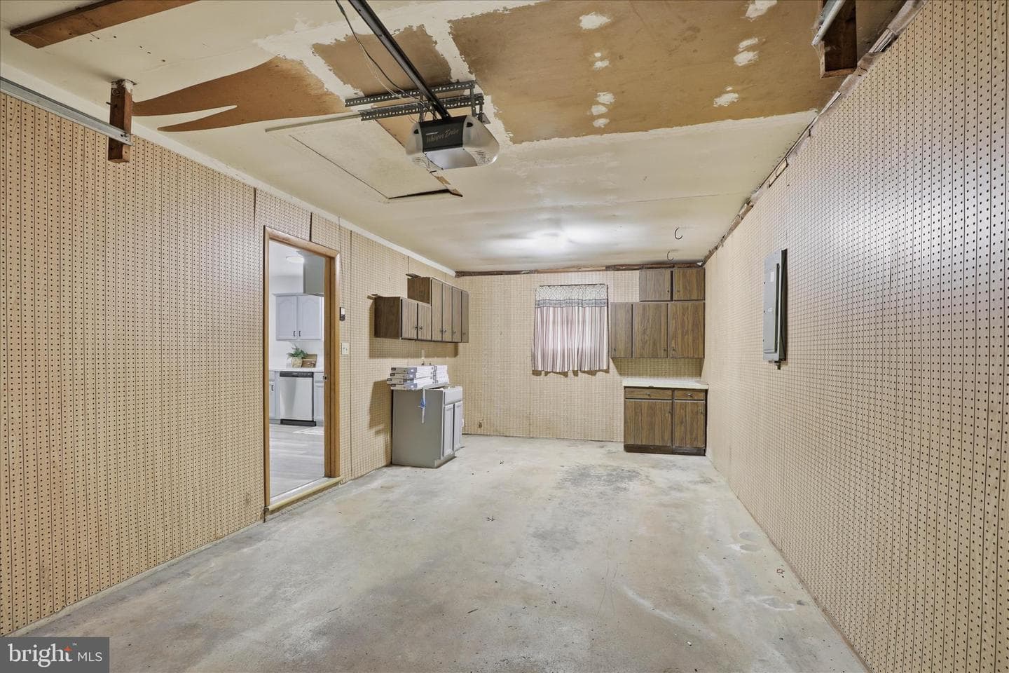 947 Hill Street photo 34