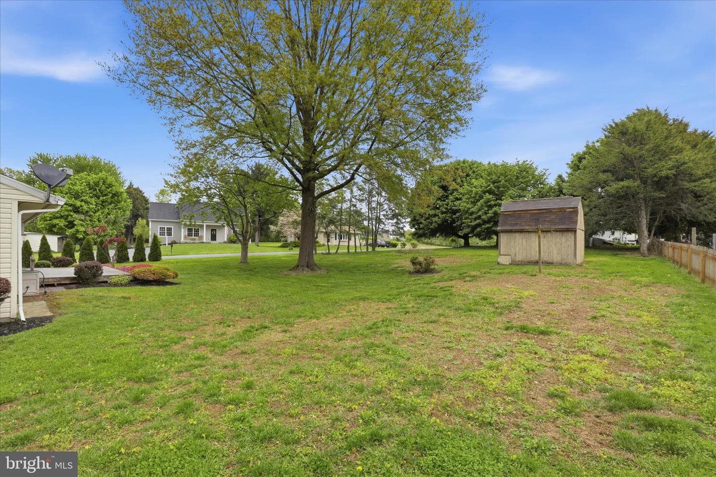 947 Hill Street photo 36