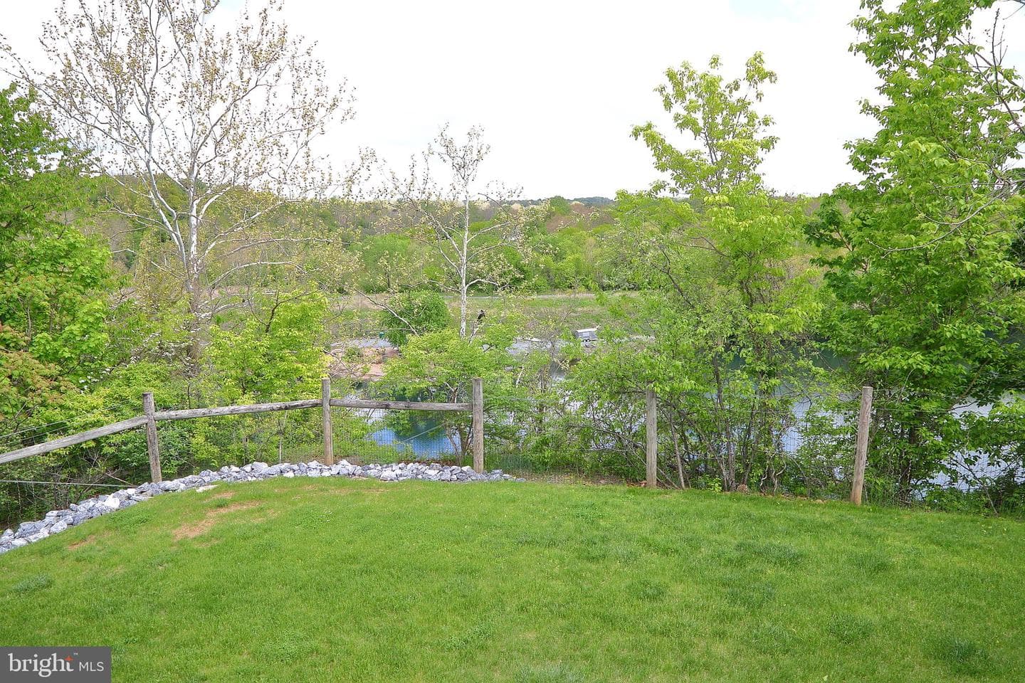 131 Gentlemens Way photo 31