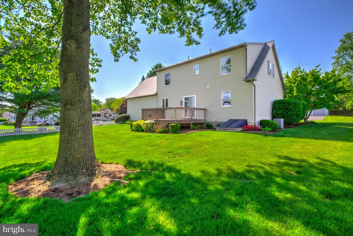 706 Rosemont Drive photo 10