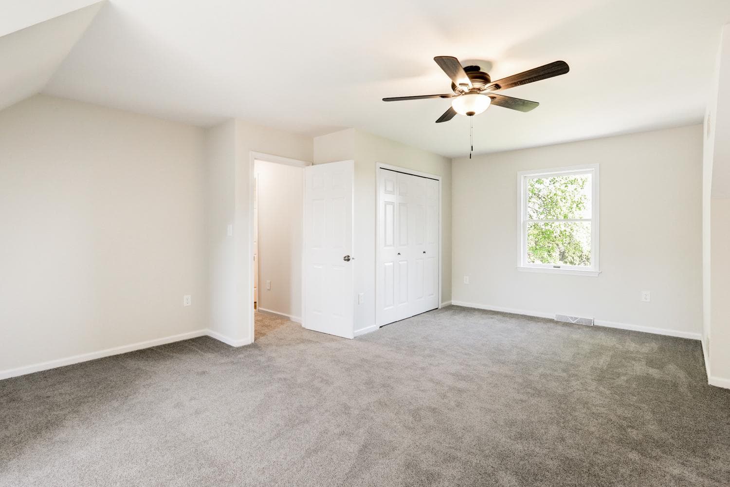 706 Rosemont Drive photo 36