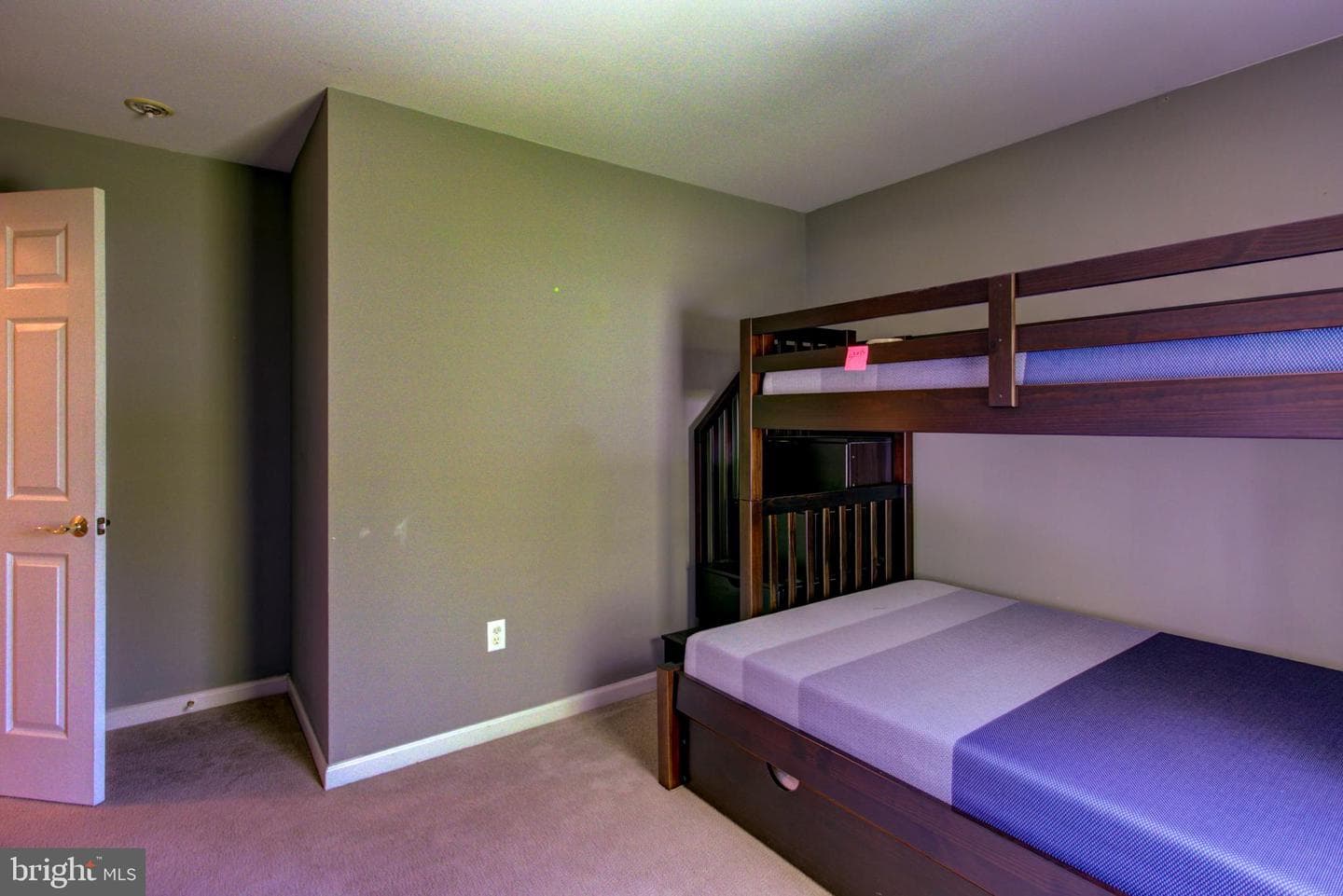 112 Commodore Drive photo 19