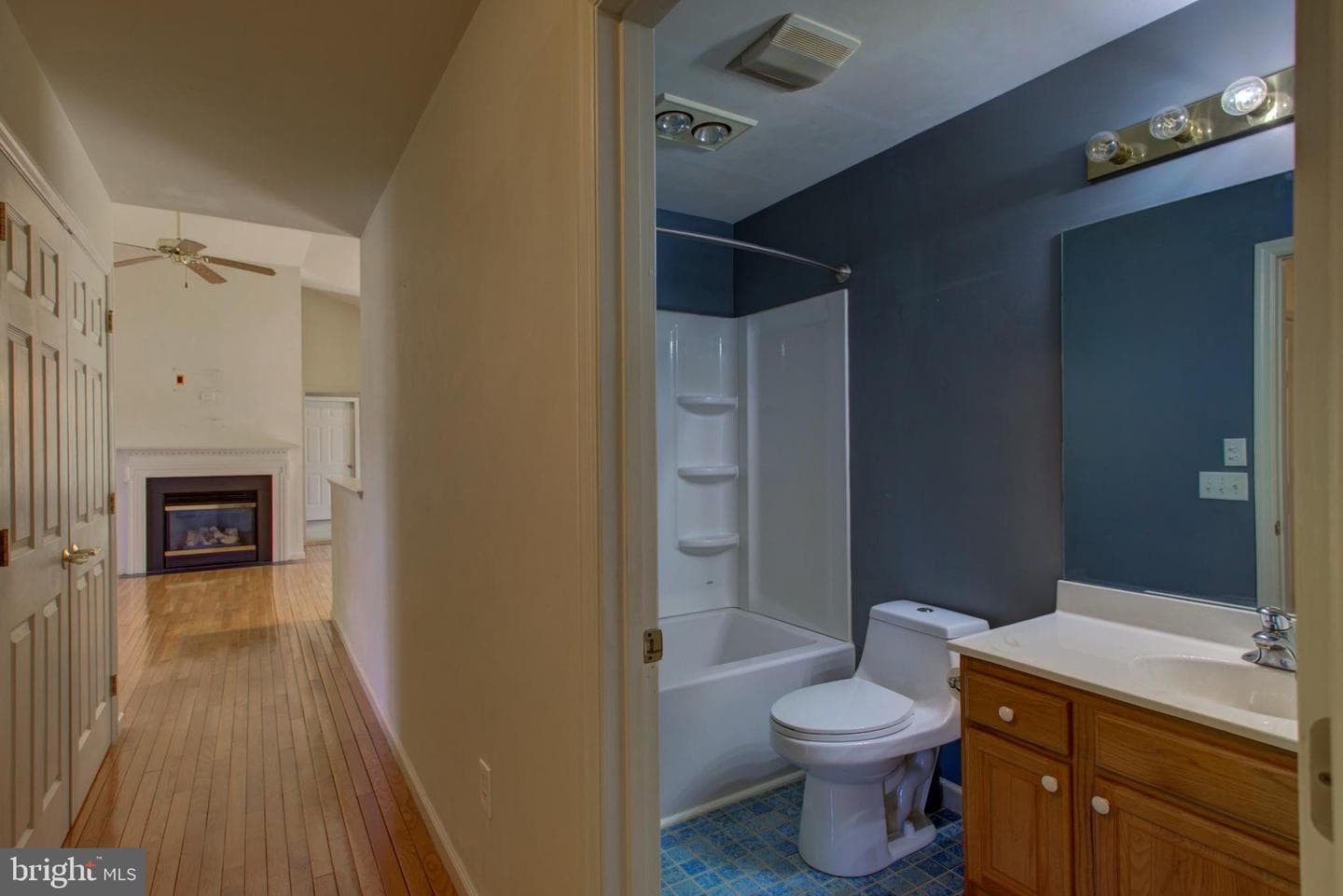 112 Commodore Drive photo 26