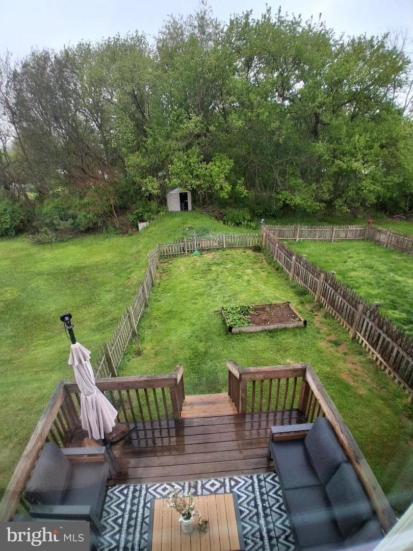 237 Meadow Lane photo 19