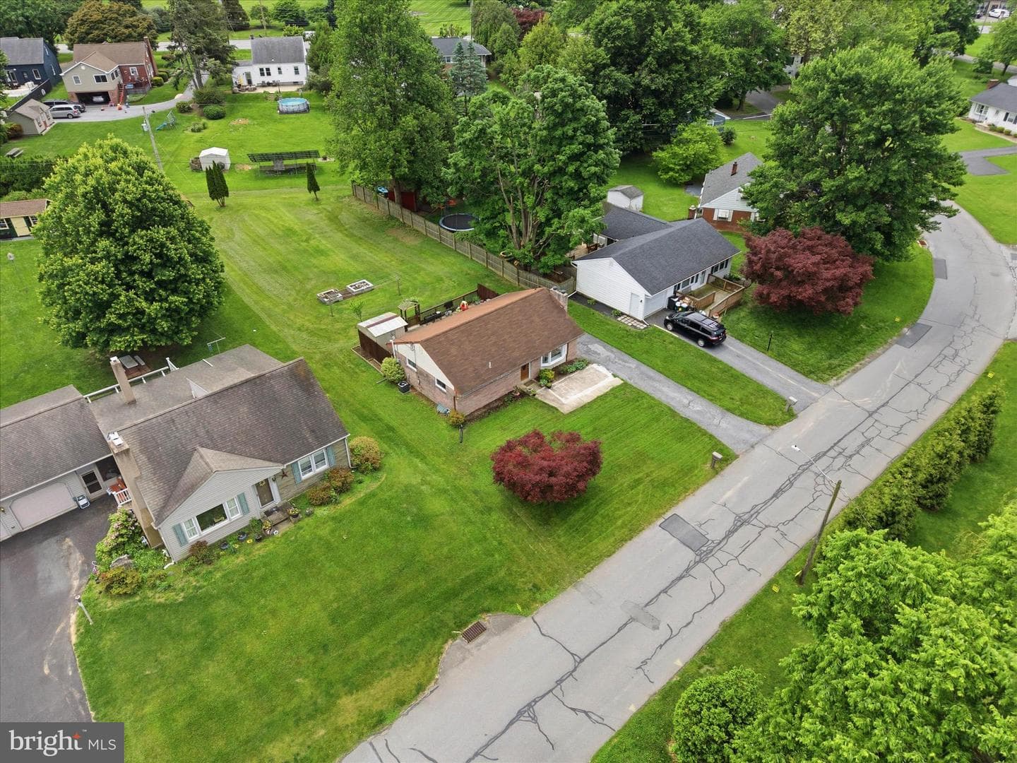 2608 Chestnut View Drive photo 4