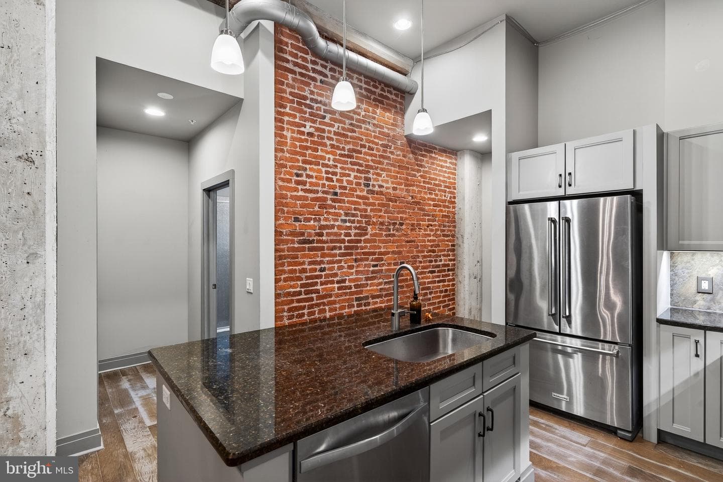 41 W Lemon Street #304 photo 5