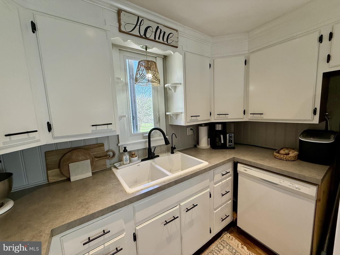 990 S Ridge Road photo 4
