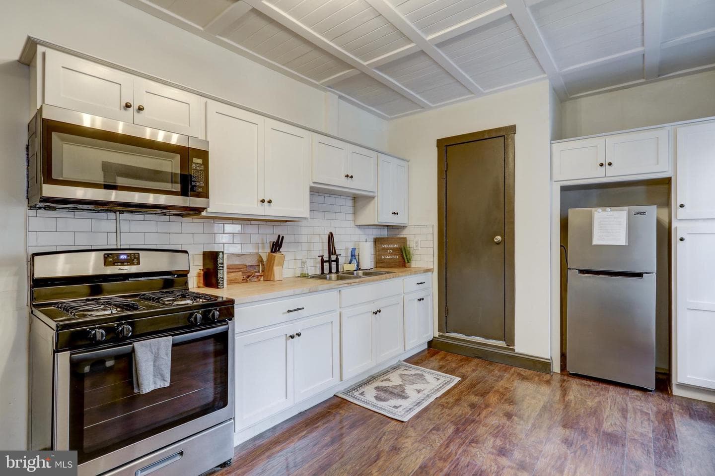 446 N Market Street photo 13