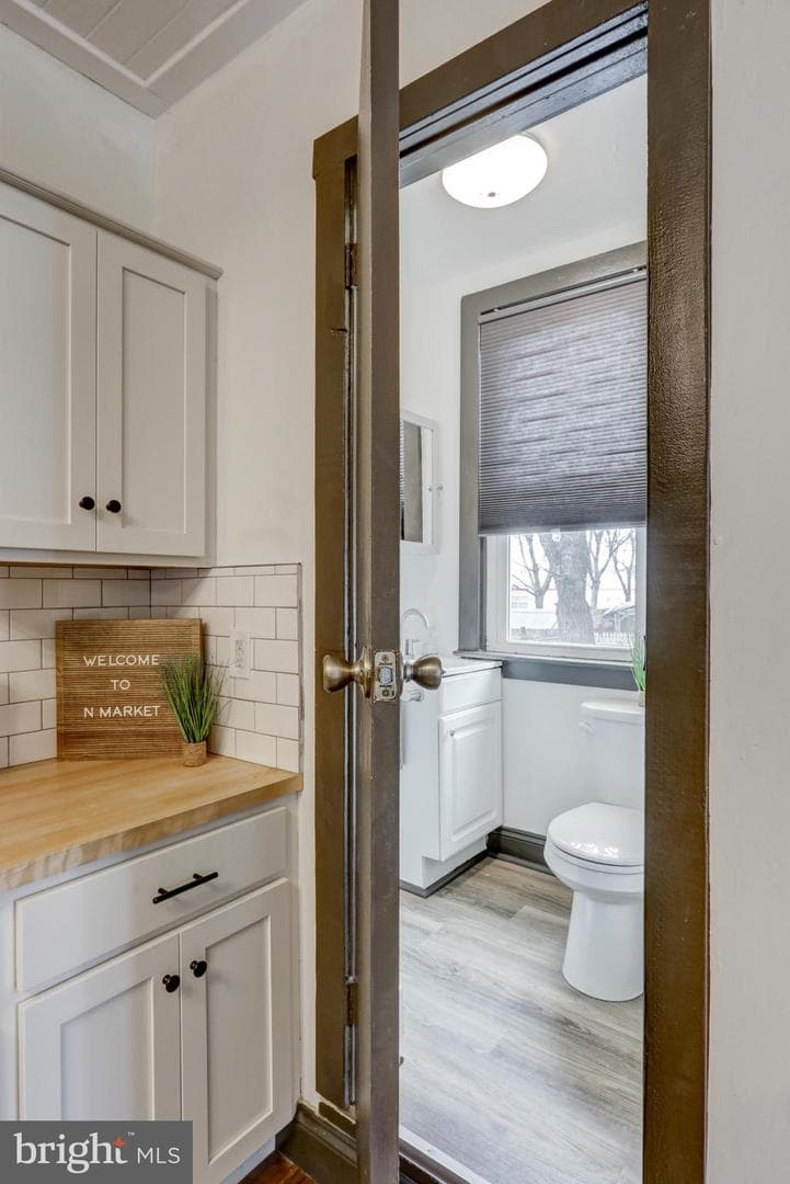 446 N Market Street photo 17