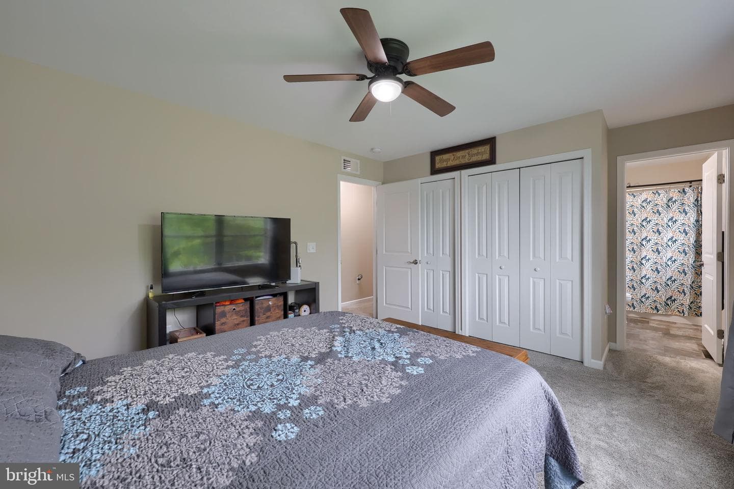 140 Liz Lane photo 16