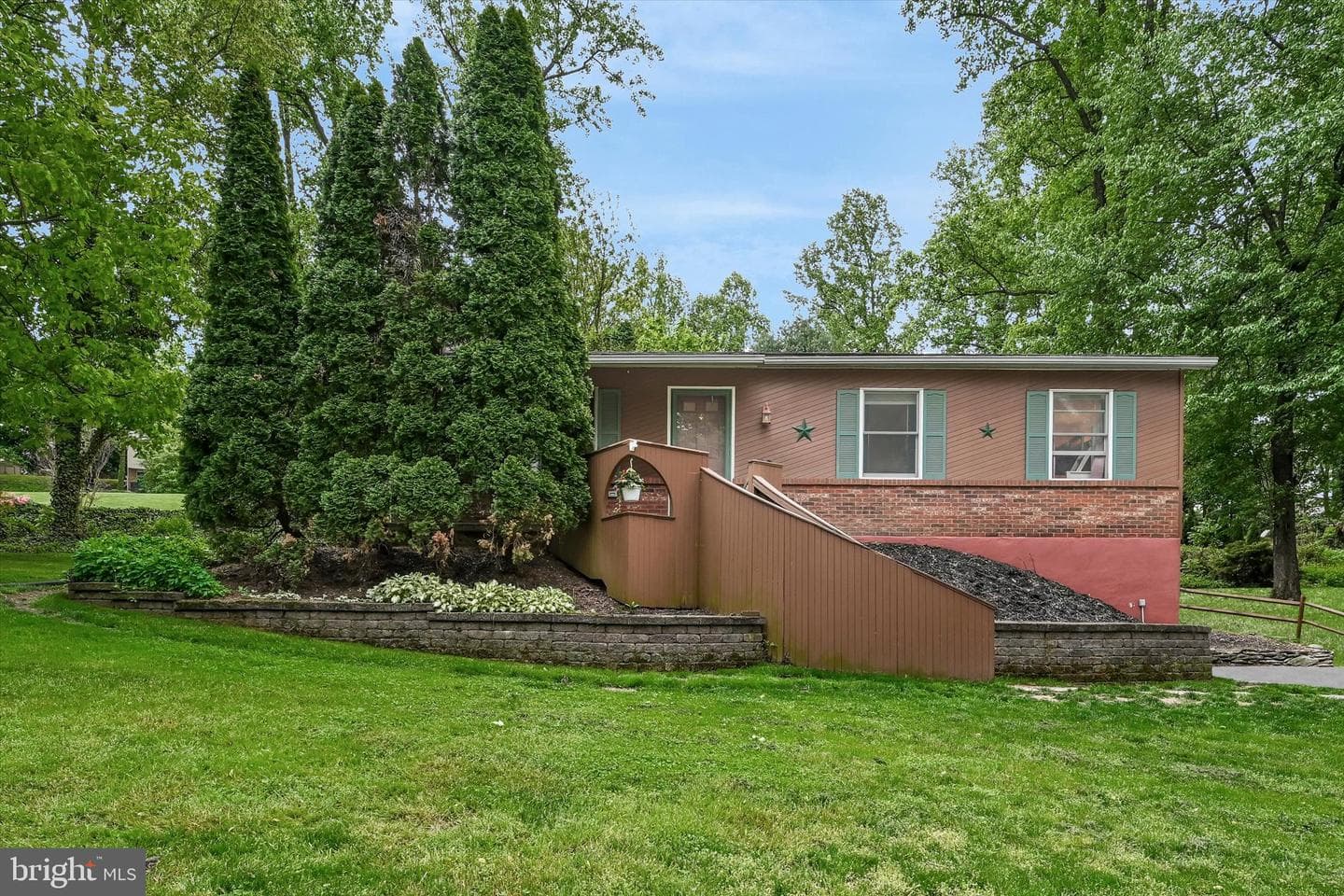 456 Martic Heights Drive photo 2