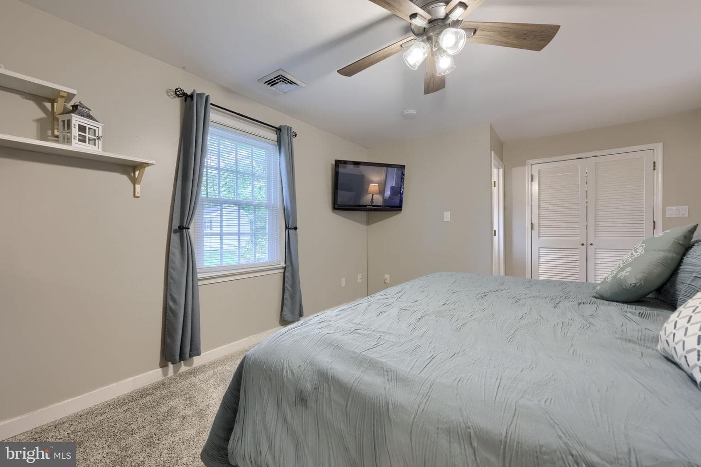 1717 Wilson Avenue photo 24