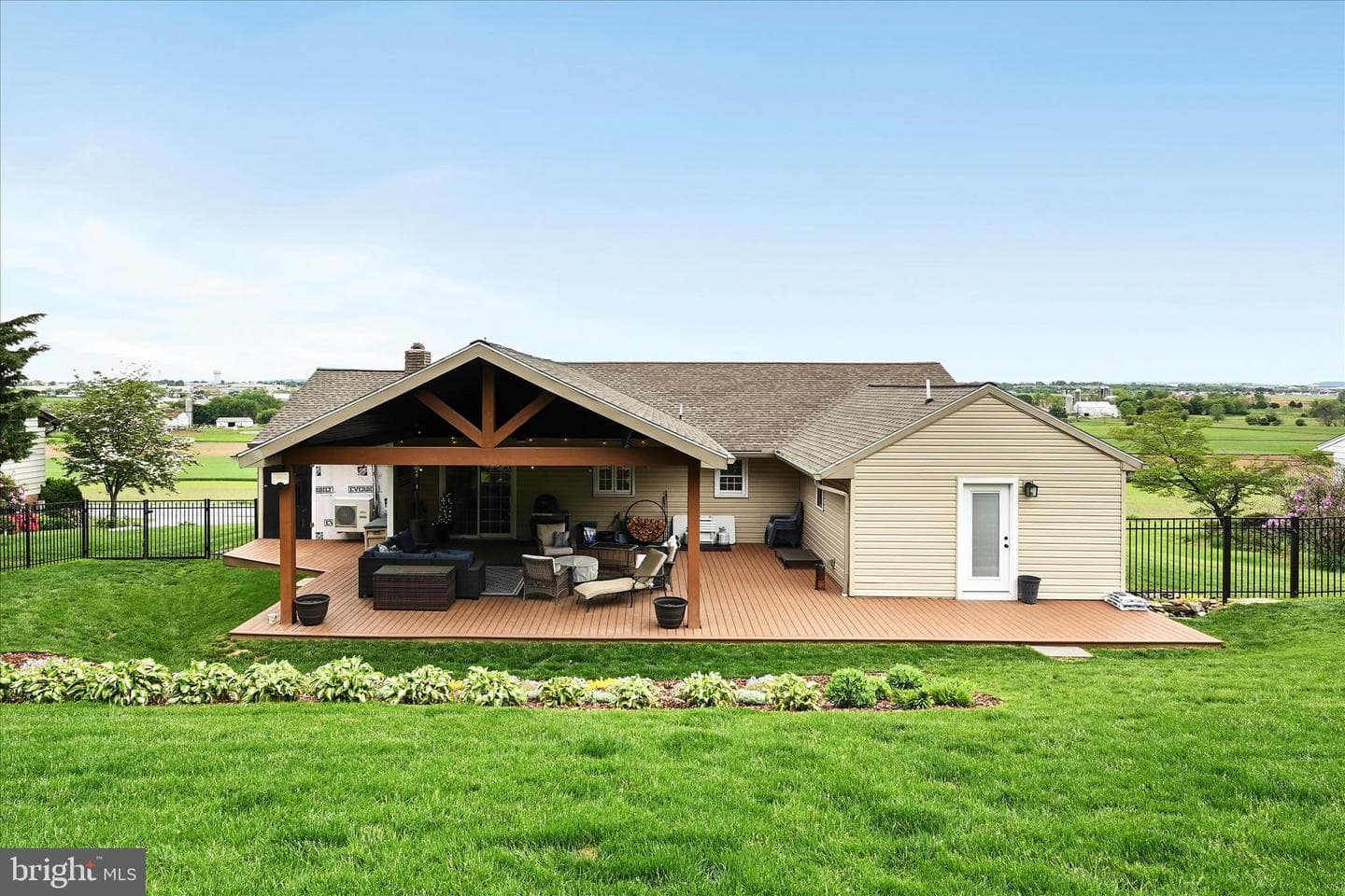230 Edgewood Drive photo 45