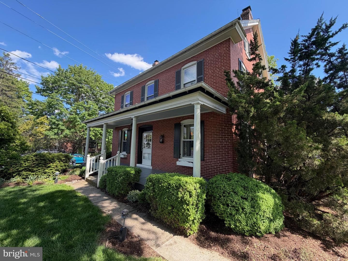 1564 Millport Road photo 4