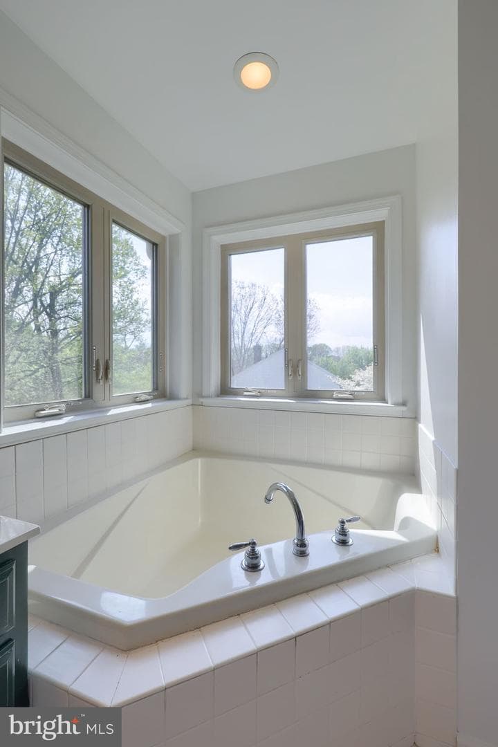 354 W Charlotte Street photo 39