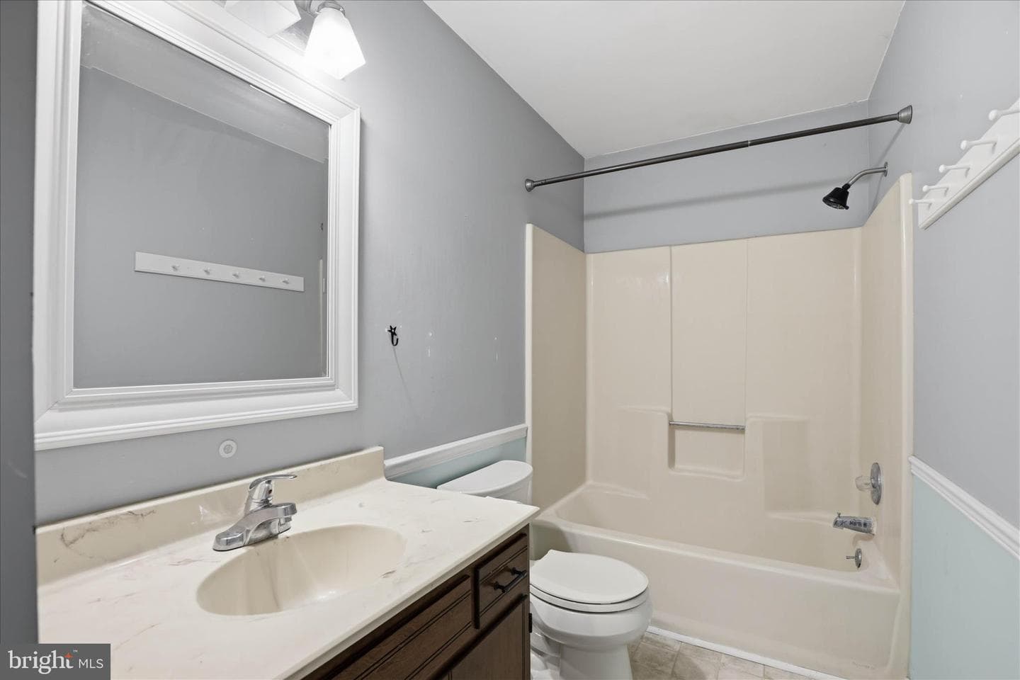 42 Pinewood Avenue photo 16