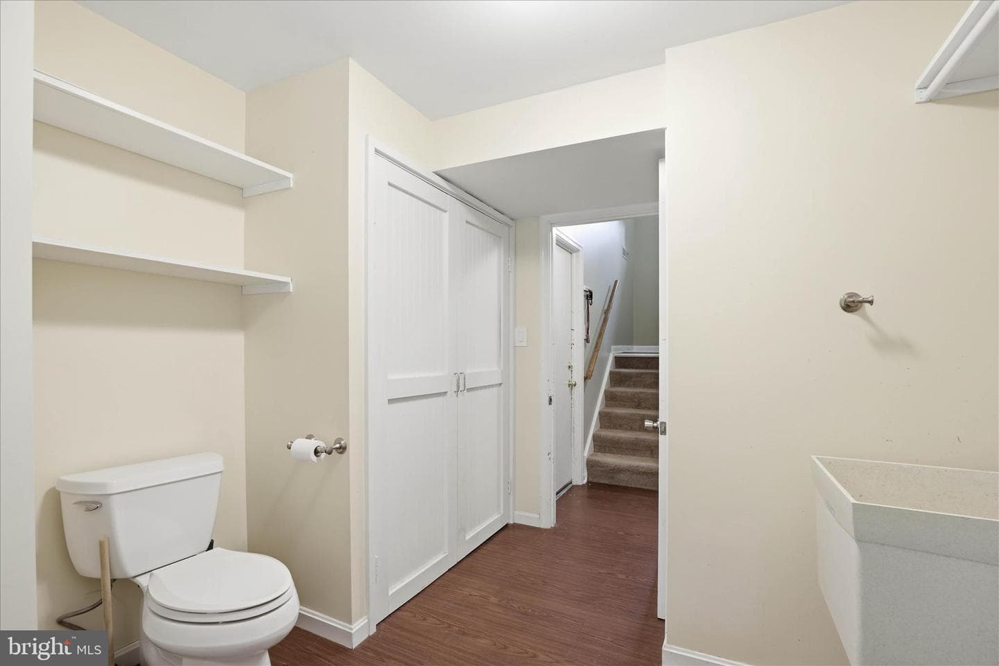 42 Pinewood Avenue photo 26
