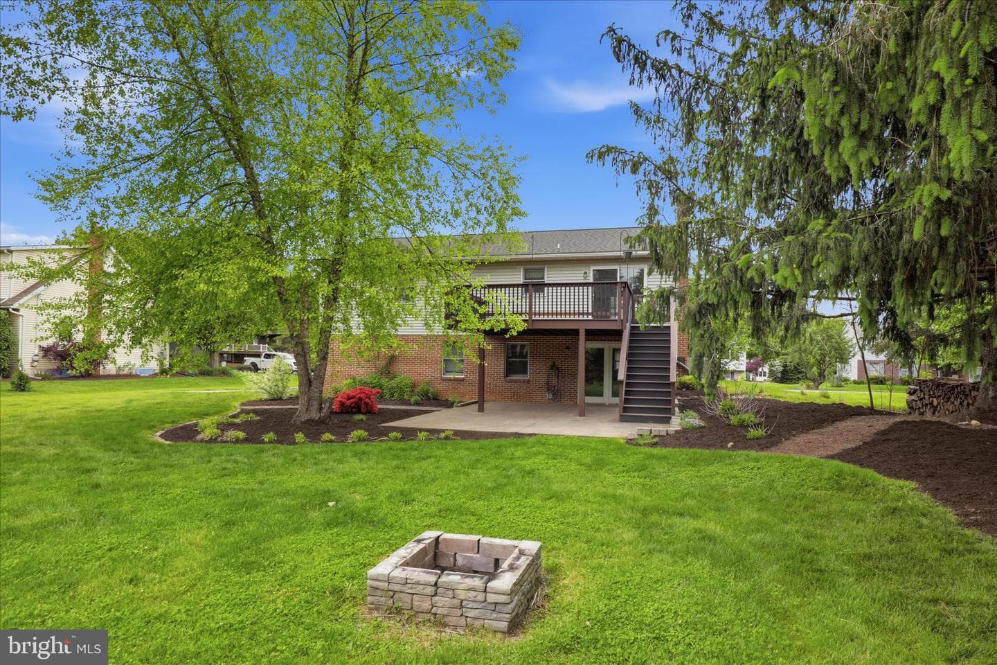 42 Pinewood Avenue photo 35