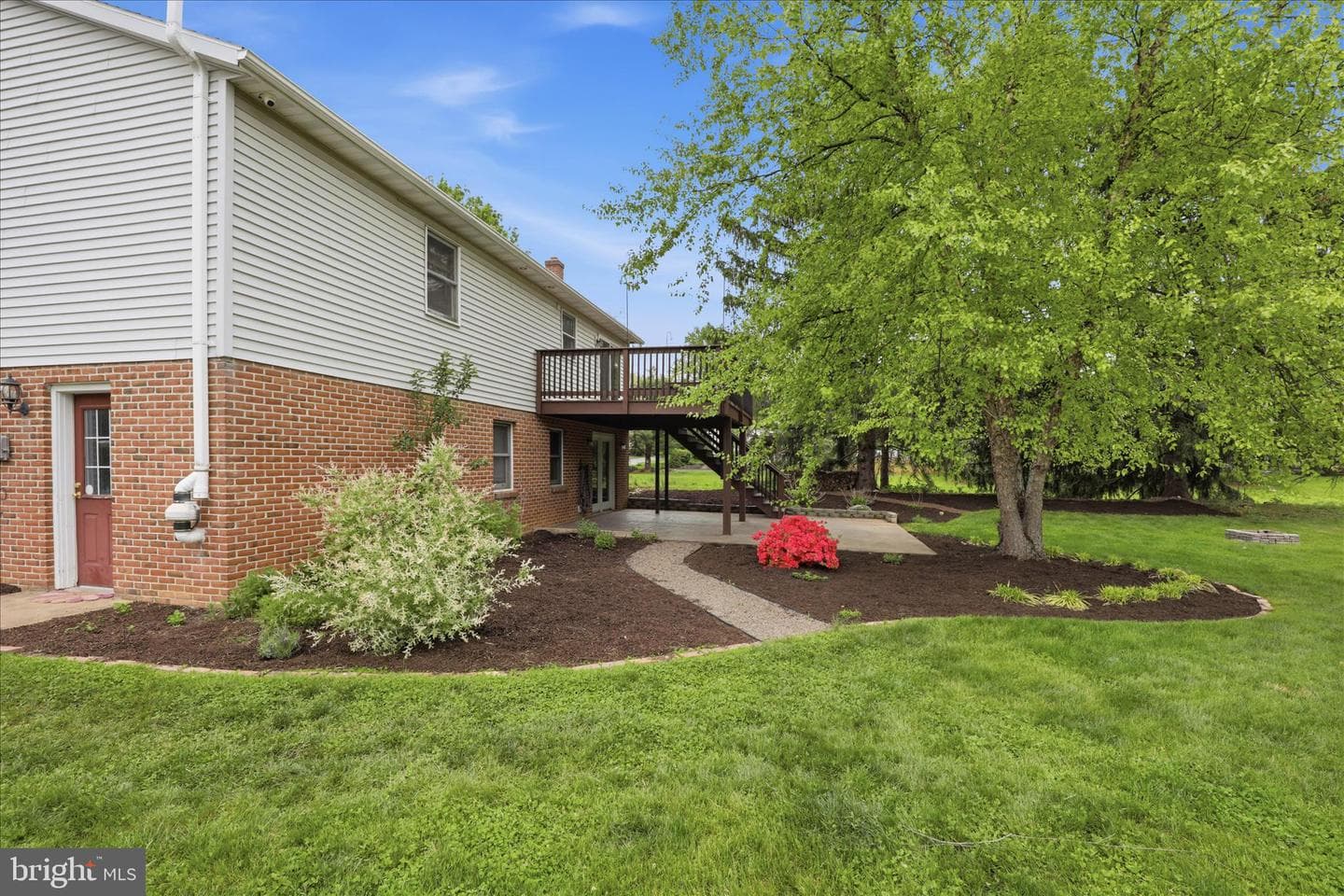 42 Pinewood Avenue photo 36