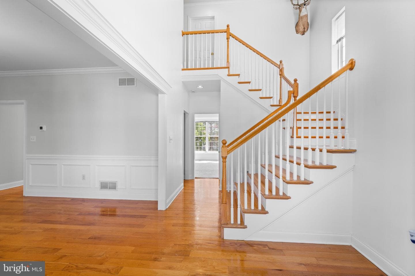 271 Squire Ln photo 6