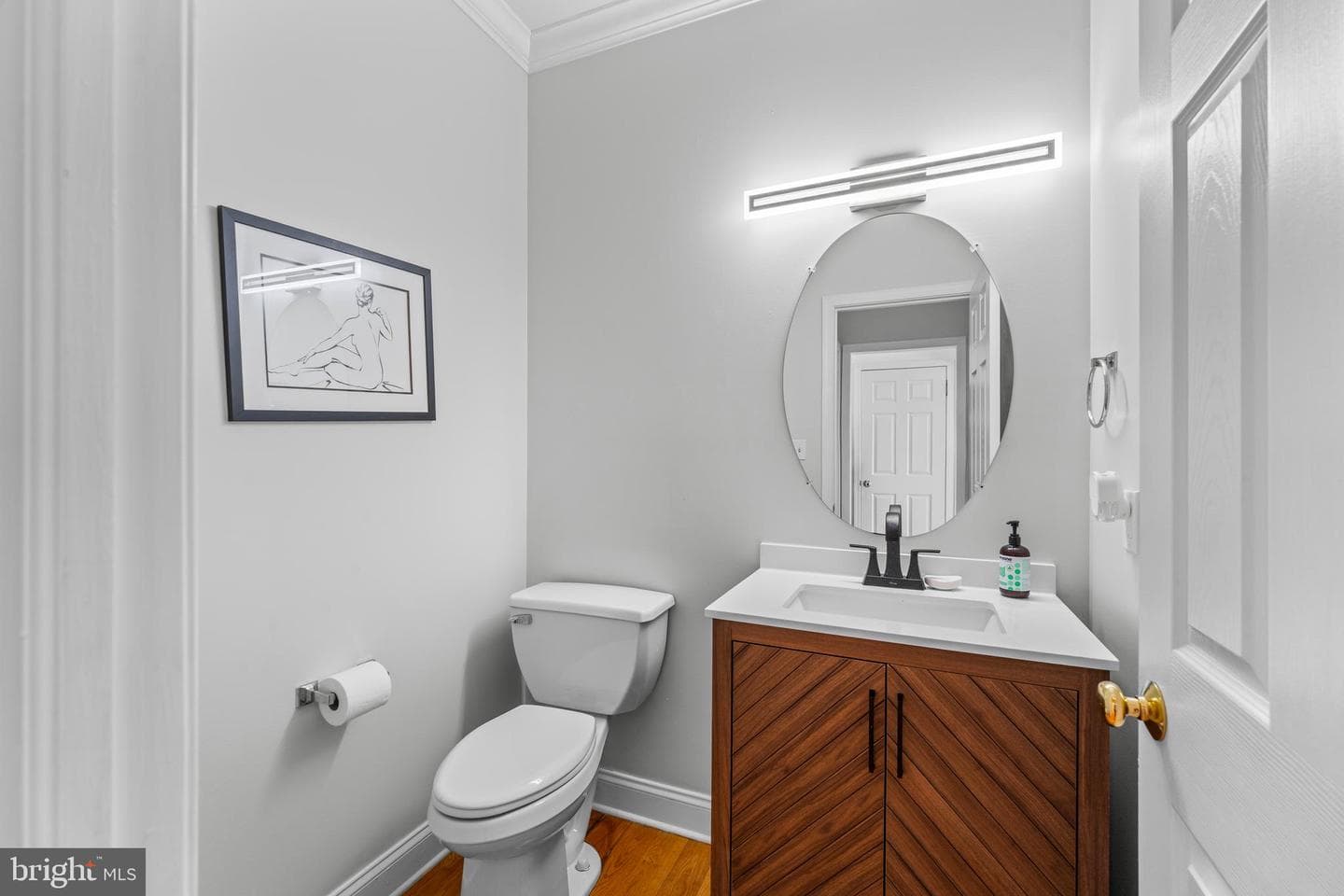 271 Squire Ln photo 7