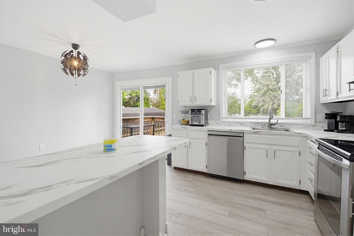94 Petersburg Road photo 9