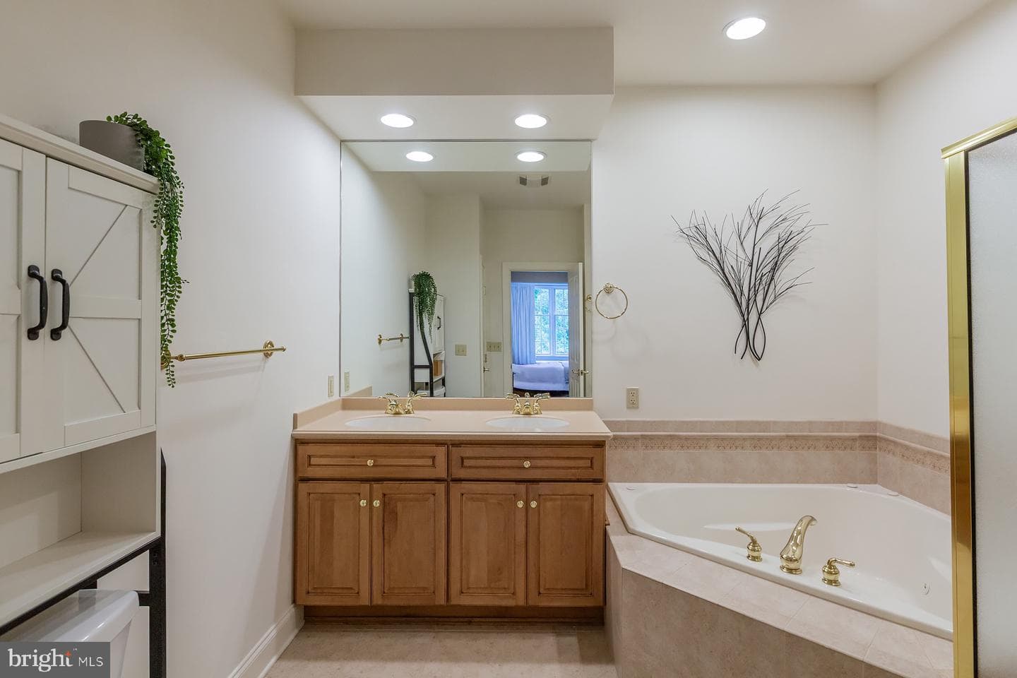 607 Northfield Road photo 38