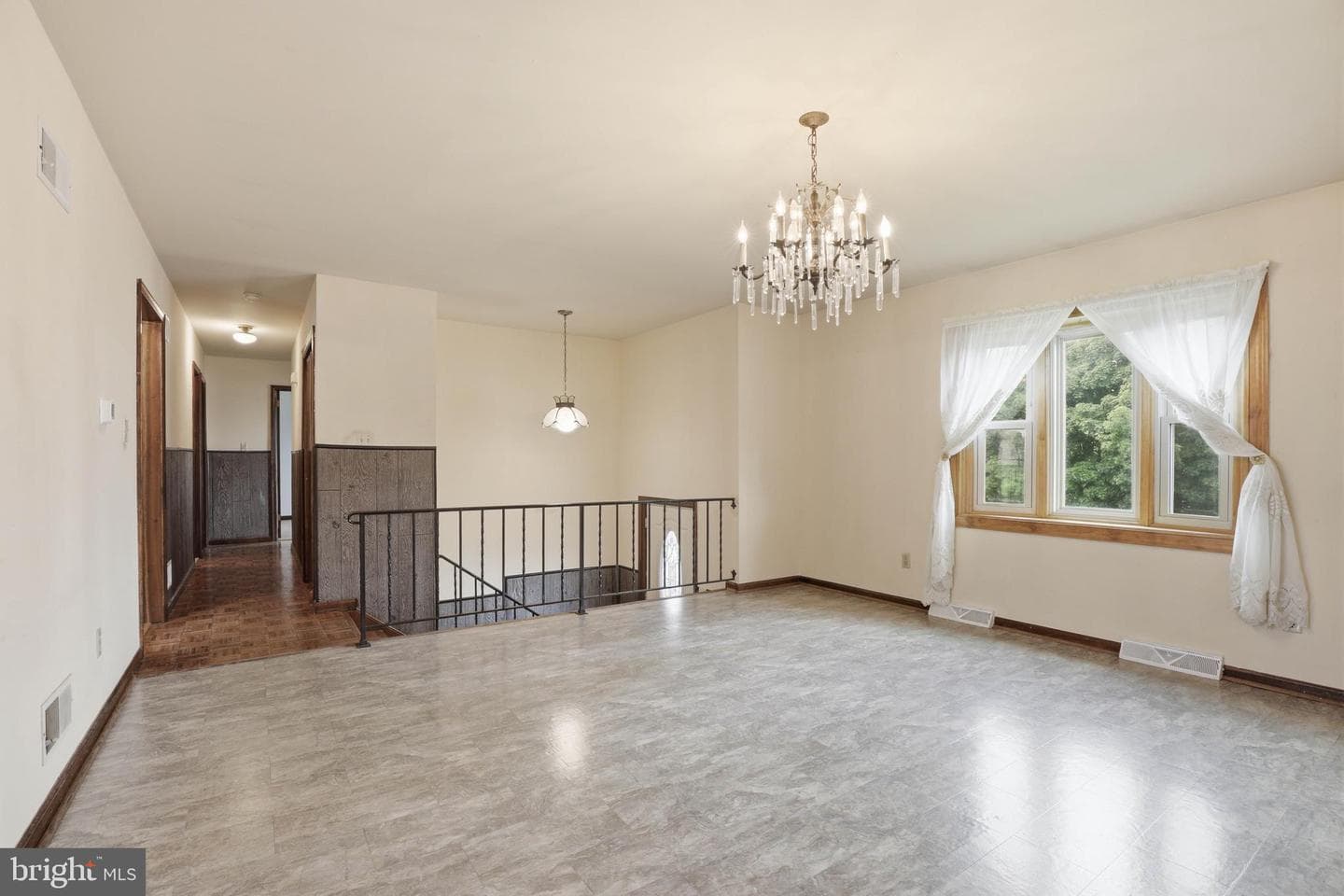 3218 Caroline Drive photo 9