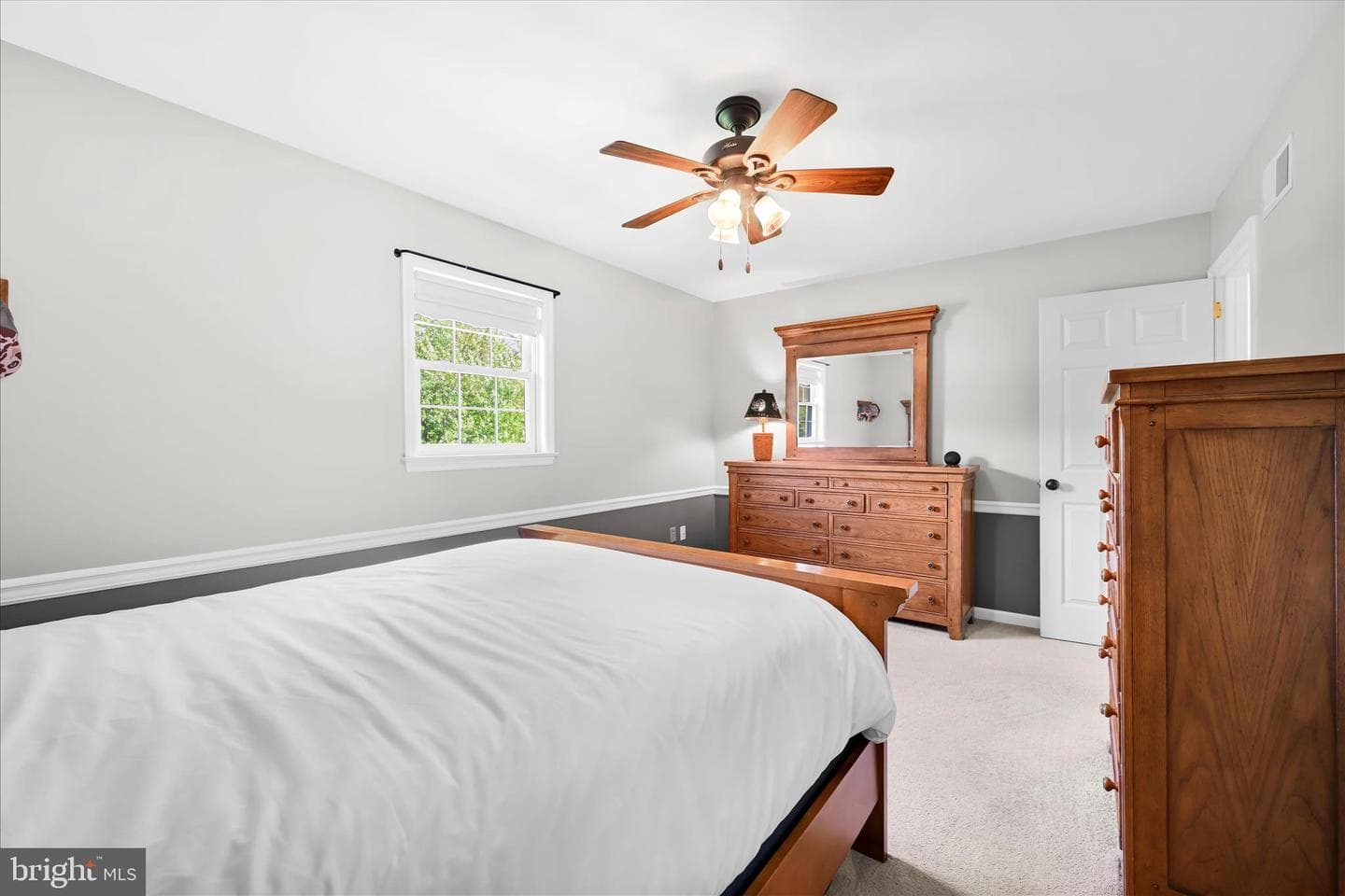 302 Grant Street photo 19