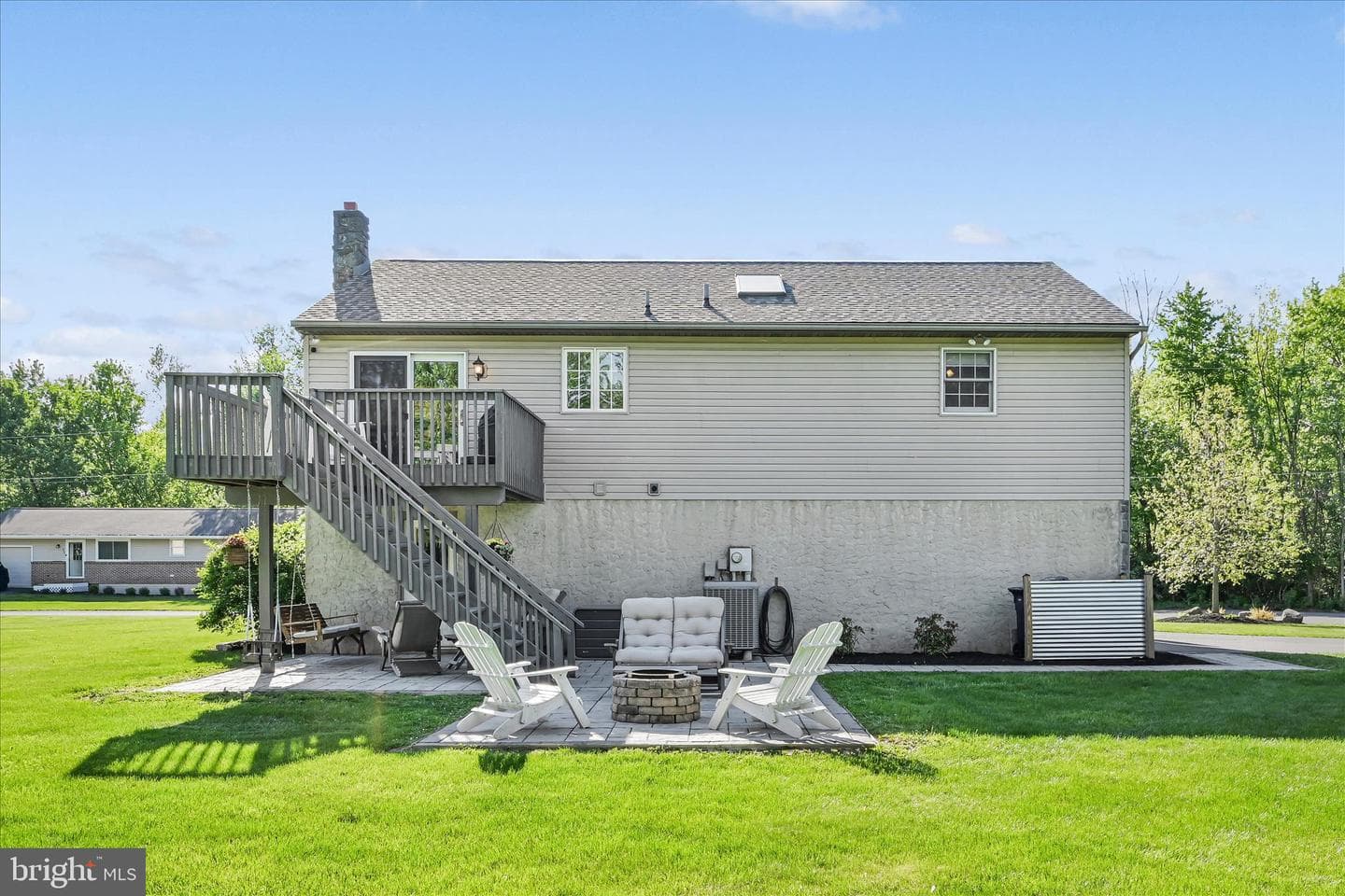 302 Grant Street photo 32