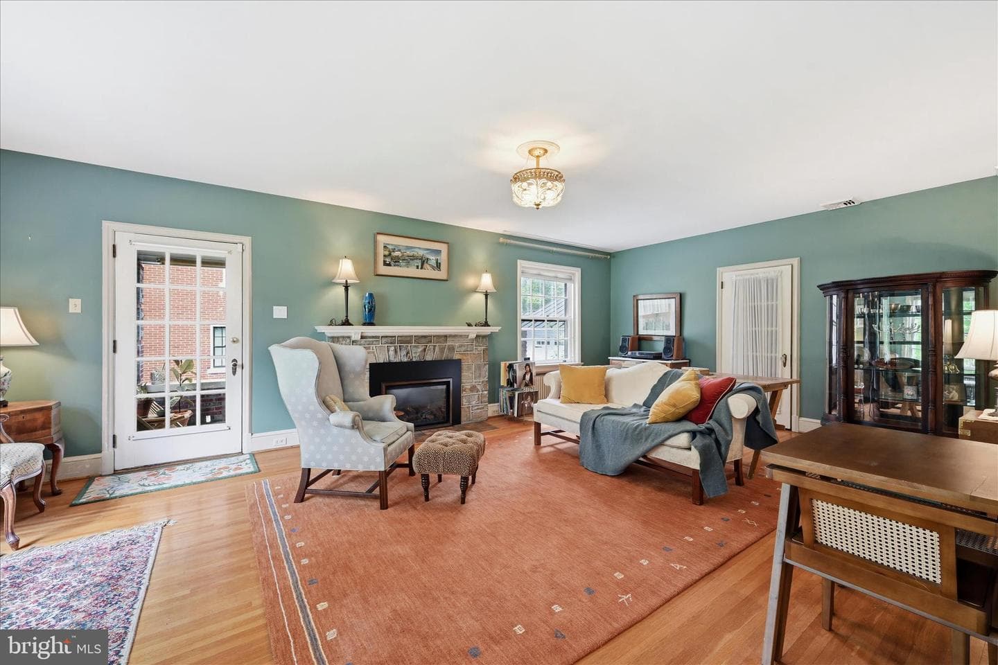 525 N President Avenue photo 8