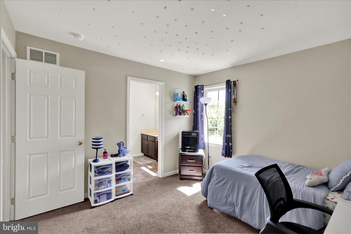 330 Wendover Way photo 19
