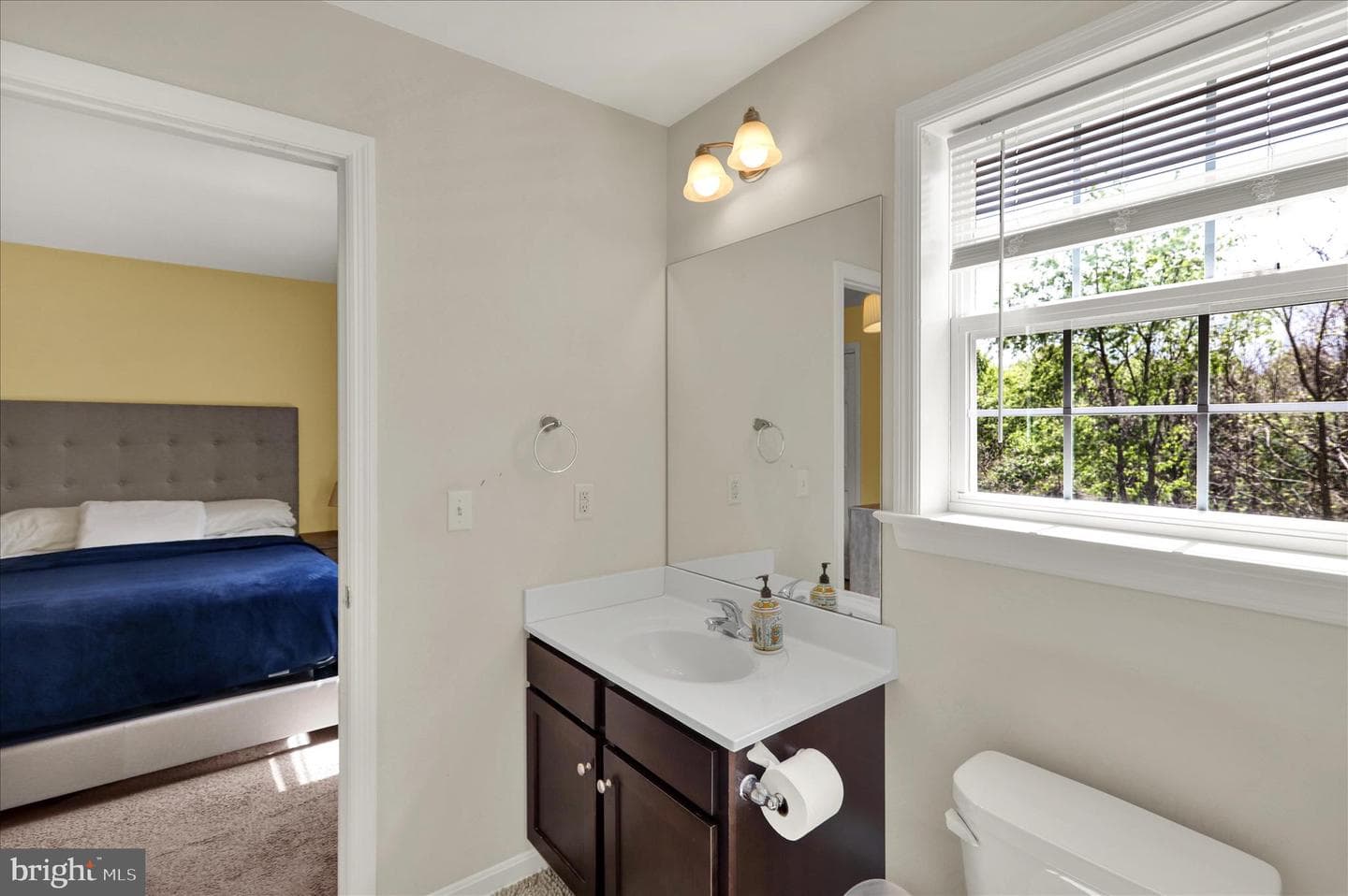 330 Wendover Way photo 21