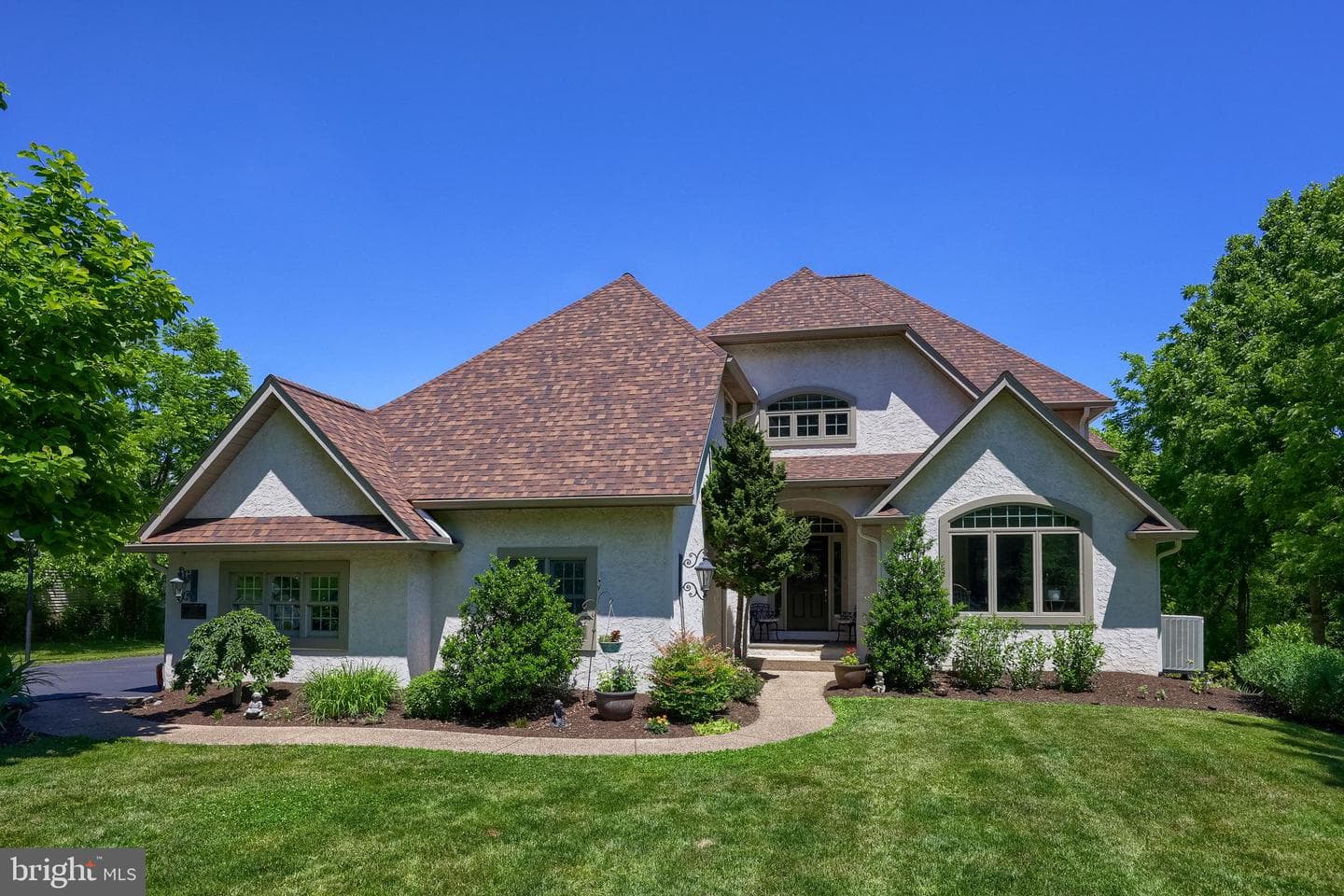 2813 Spring Valley Road photo 1