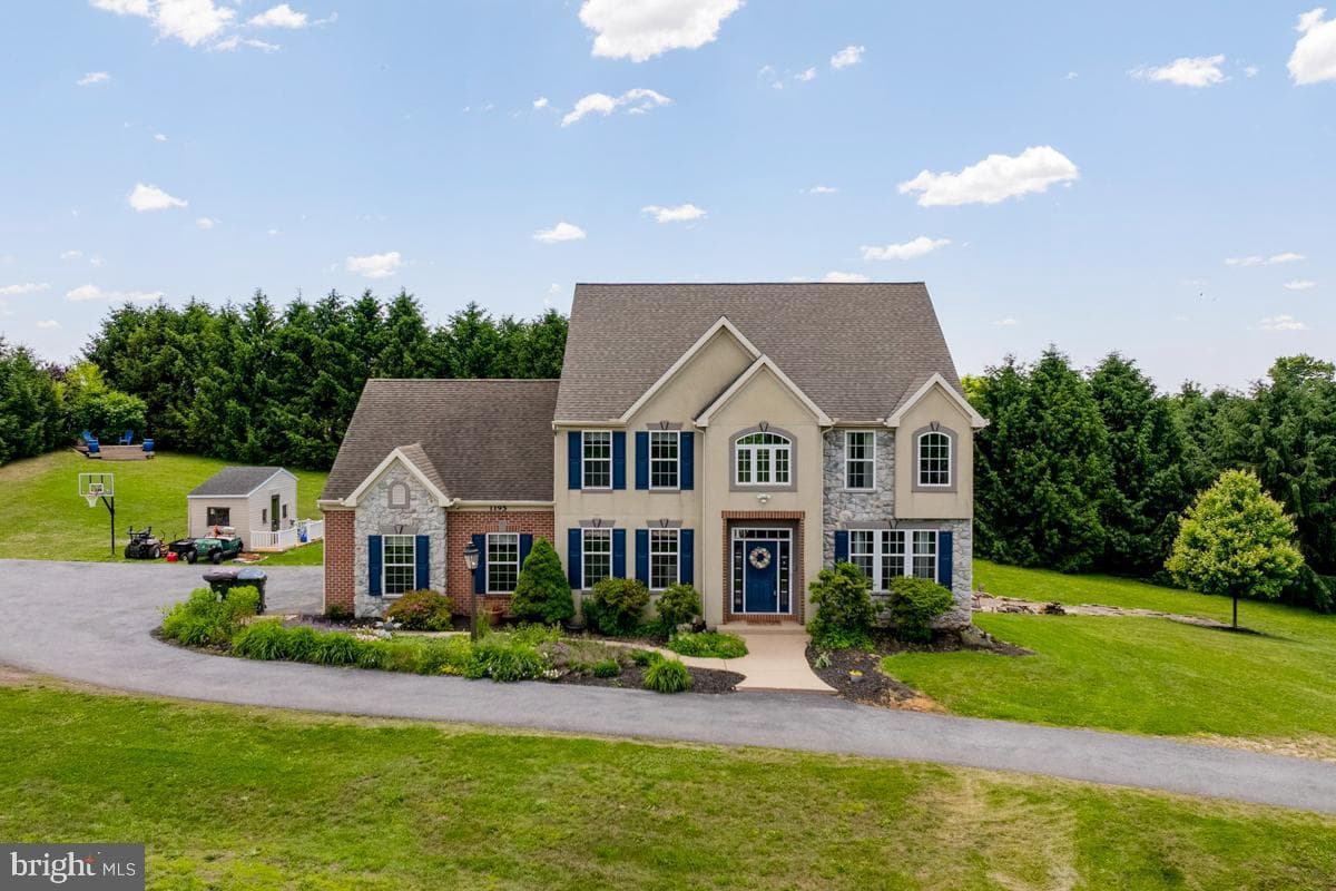 1195 Mount Airy Road photo 3