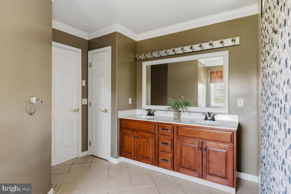 1195 Mount Airy Road photo 30