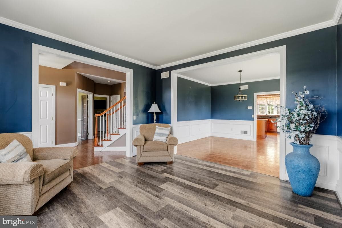 1195 Mount Airy Road photo 6