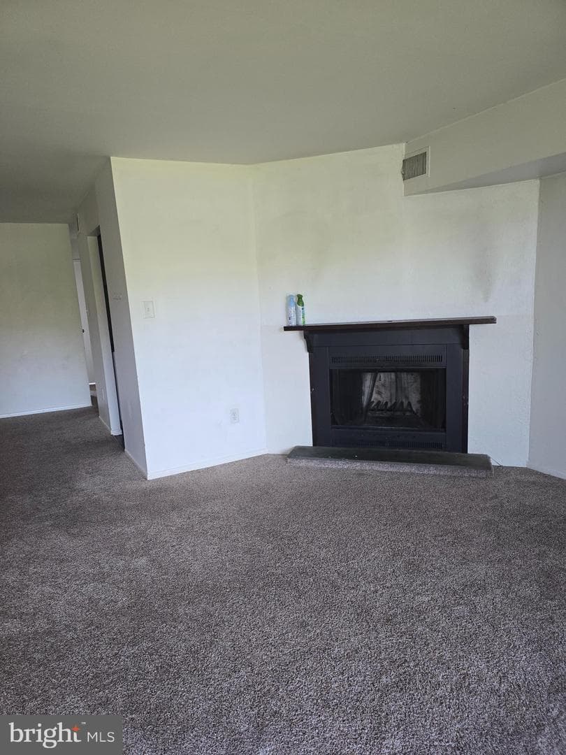 147 Lancaster Estate photo 6