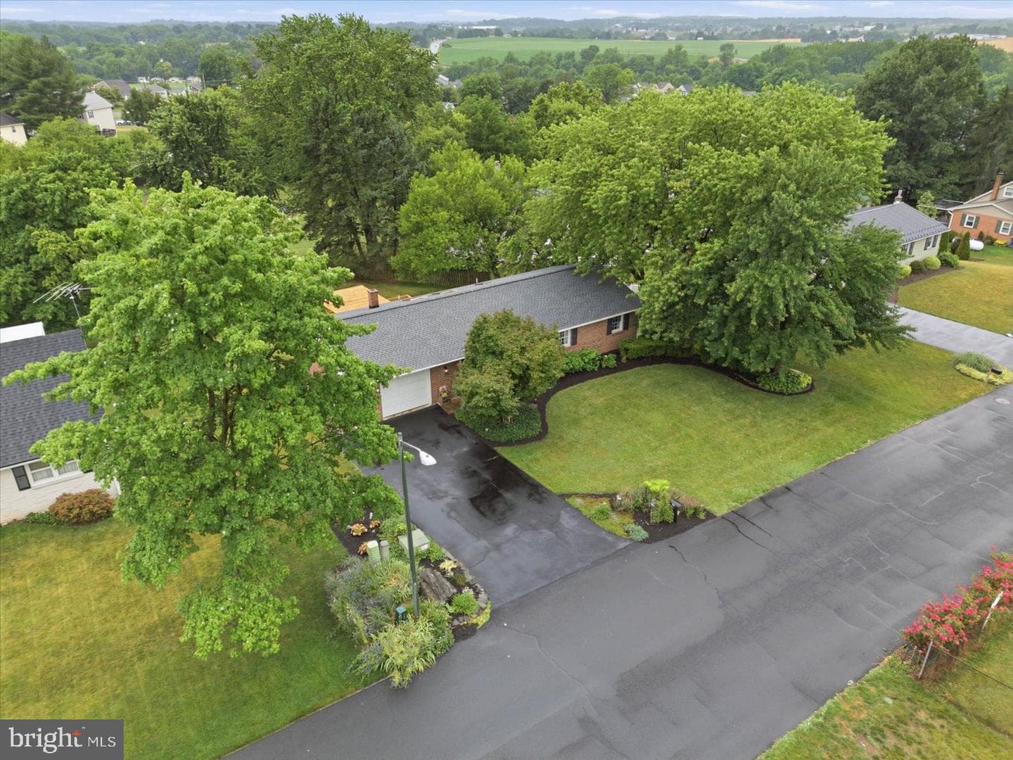 324 Southview Drive photo 4