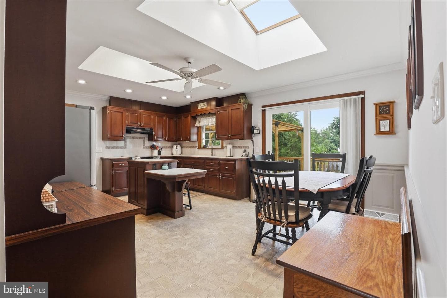 324 Southview Drive photo 9
