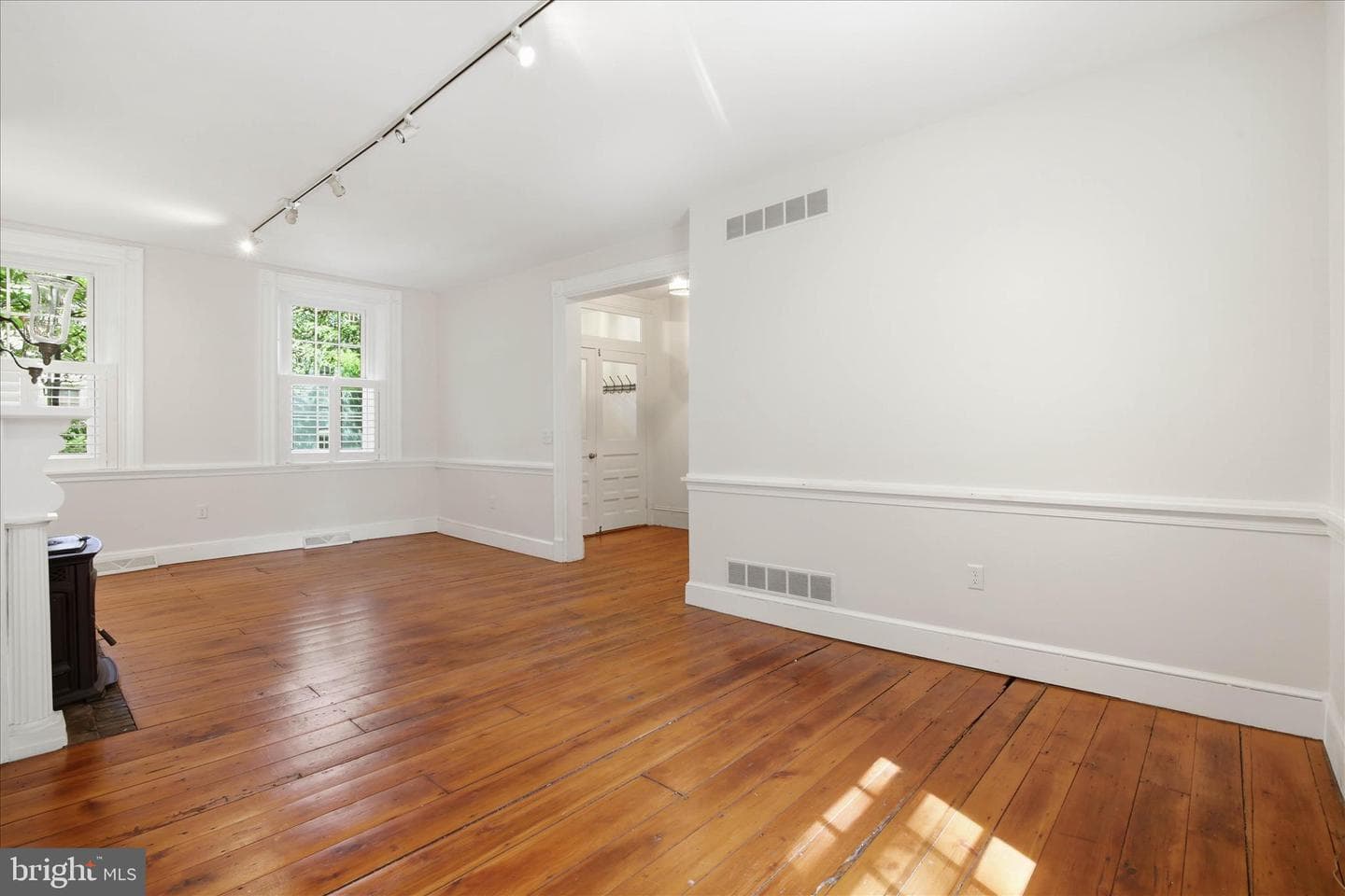 119 S Duke Street photo 12