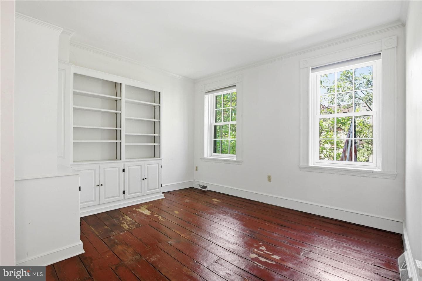 119 S Duke Street photo 33