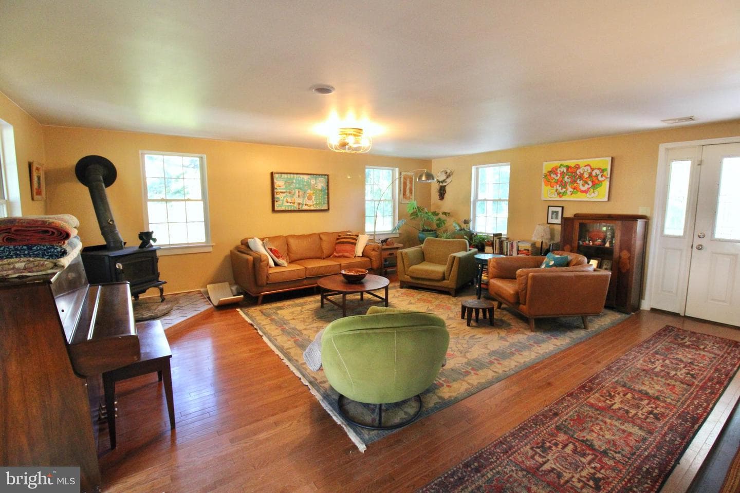 665 Hempfield Hill Road photo 10