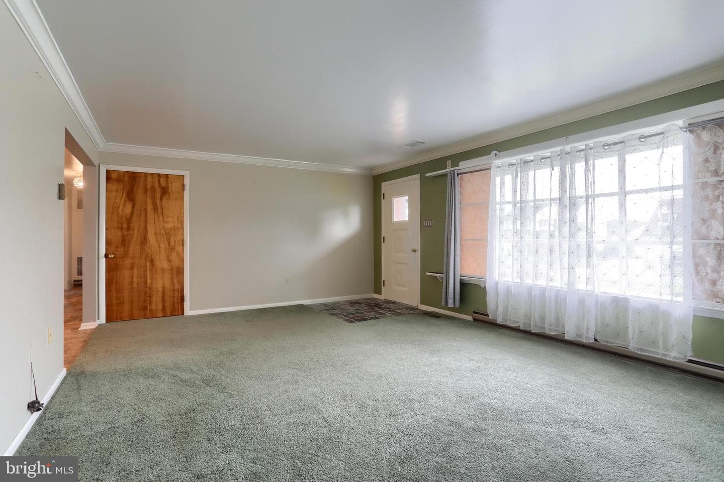 2040 Miller Road photo 3