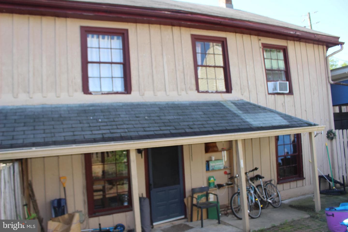 110 E Market Street photo 12