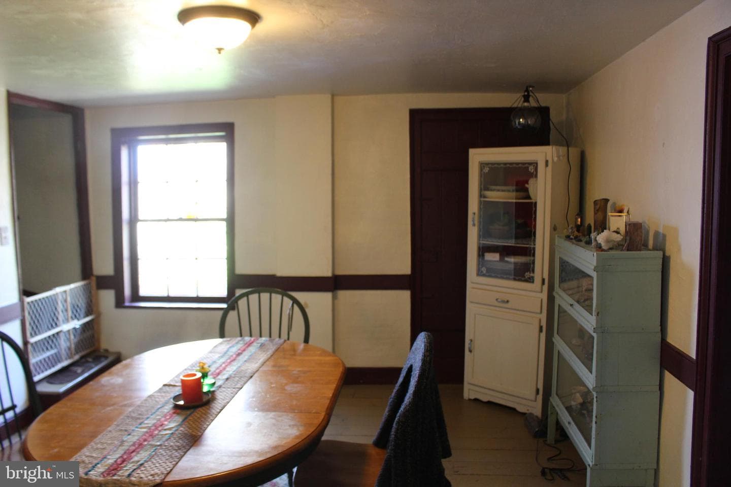 110 E Market Street photo 5